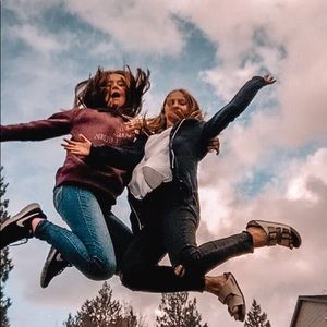 Meet your Posher, Ella